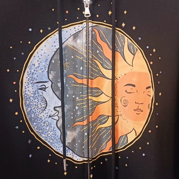 Sun moon hoodie - Picture 5 of 6